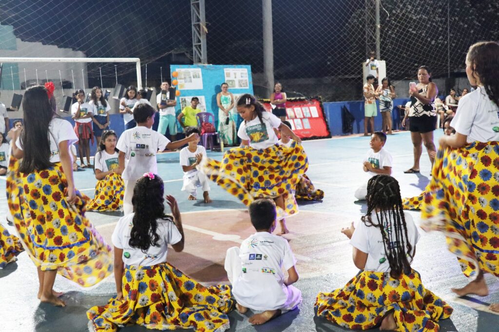 Algodoal comemora e conhece a cultura africana e o projeto Ciranda das Artes