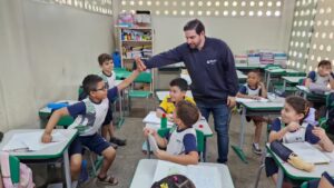 Prefeitura entrega mais de 230 centrais de ar para 50 escolas de Belém