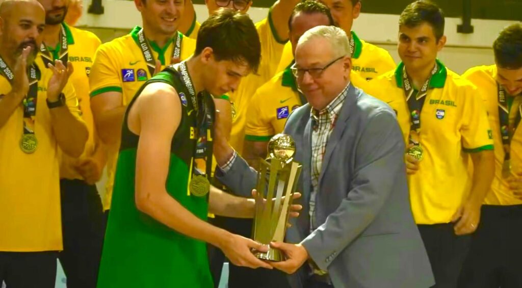 Brasil vence a Argentina e conquista o Sul-Americano Sub-17 de Basquete