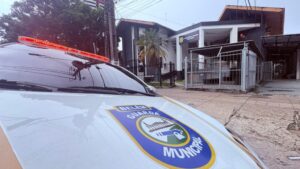 Vandalismo – Guarda Municipal prende três por pichação em canal recém-revitalizado