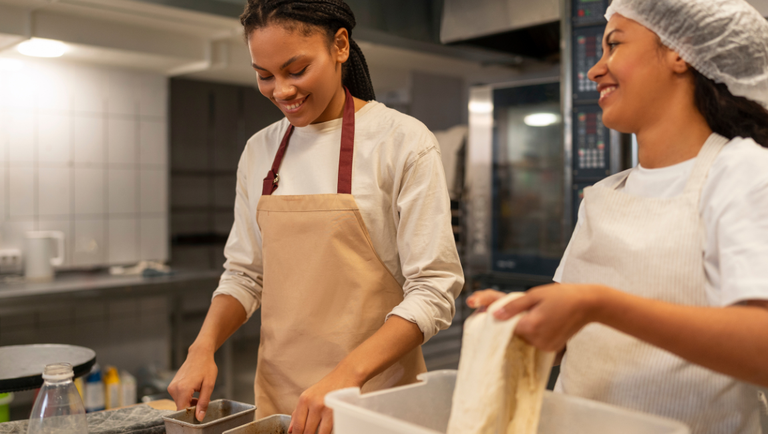 Turismo supera 1,5 milhão de contratações e impulsiona geração de empregos em 2025