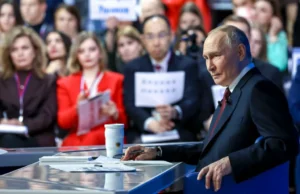 Divorciado desde 2013, Putin diz estar apaixonado