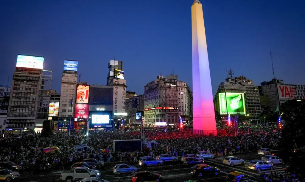 Venezuelanos no exterior reagem a ataque dos EUA e queda de Maduro