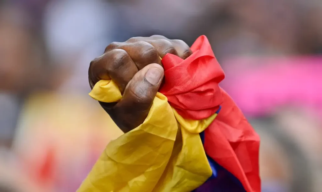 Lula e Petro conversam por telefone sobre situação na Venezuela