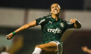 Após 2 anos nos EUA, Bia Zaneratto retorna ao Palmeiras e vestirá a 10