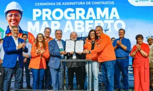 Petrobras assina contrato bilionário para fabricar navios no RS