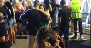 Prefeito e Xand Avião cantam parabéns para Belém neste domingo