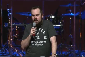 Bethel se desculpa por convidar pastor que forjava revelações