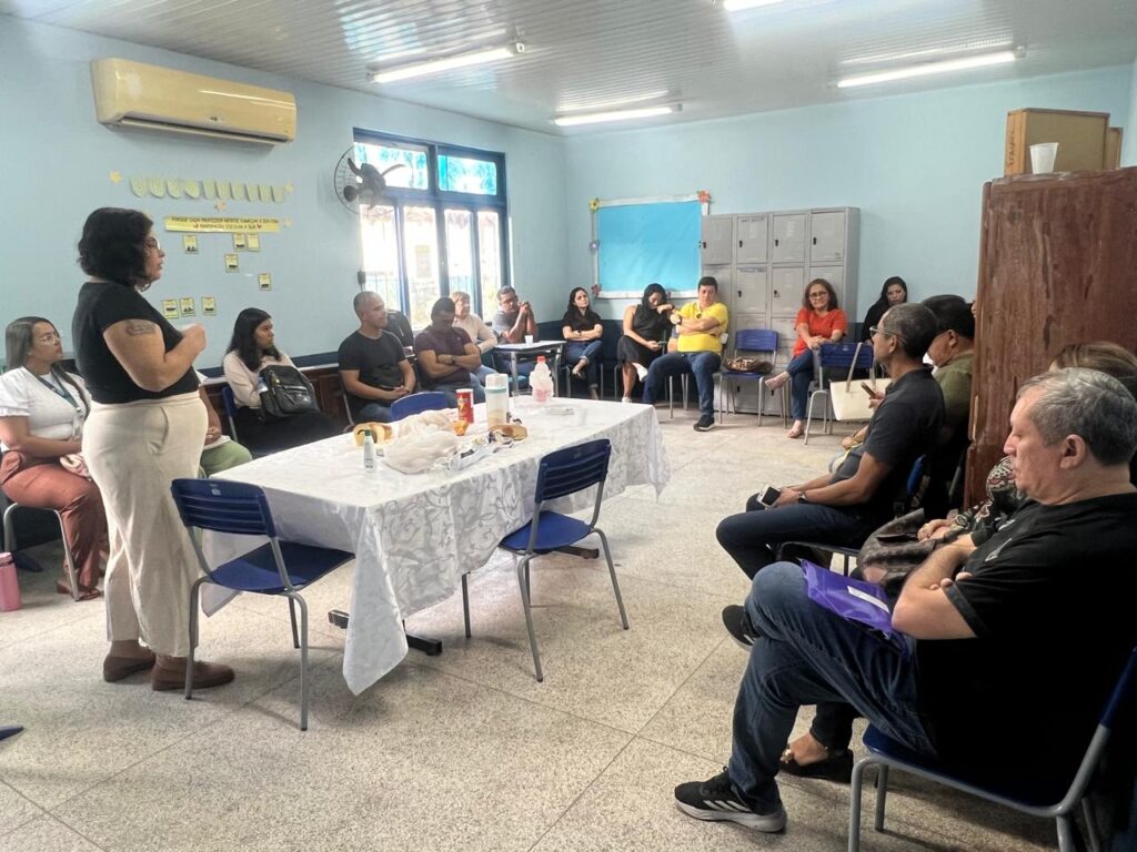 Campanha leva palestra a professores da rede municipal de Belém