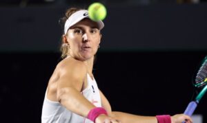 Bia Haddad cai na estreia e dupla de Stefani avança no WTA de Adelaide
