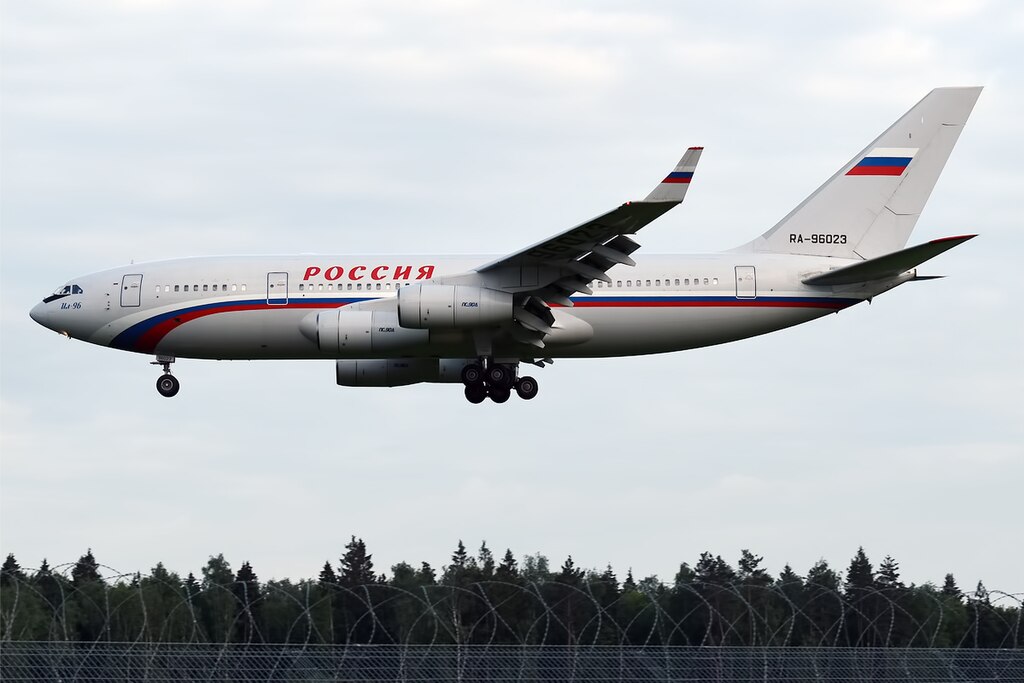 Novos aviões russos em Brasília levantam questionamentos após voo suspeito no ano passado