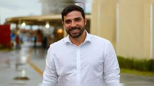 Prefeito Igor Normando e moradores assinam Ordem de Serviço para acabar com alagamentos