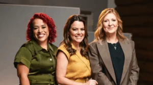 Ana Paula Valadão integra versão trilíngue de Aclame ao Senhor