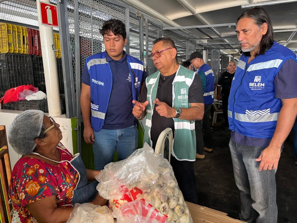 Ordenamento da Prefeitura de Belém chega às feiras do Açaí e da Farinha, no Ver-o-Peso