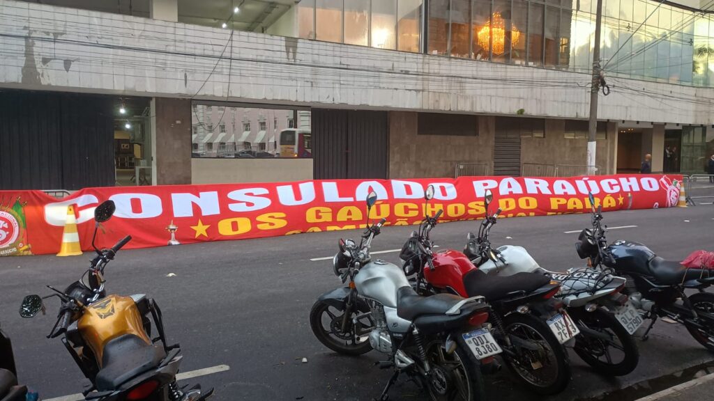 Vídeo: Internacional chegou nesta terça-feira a Belém para enfrentar o Clube do Remo pelo Brasileiro no Mangueirão