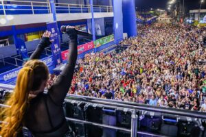 Segundo dia do Circuito Pedreira celebra o brega e arrasta multidão