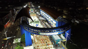 Saiba como ganhar ingressos gratuitos para os desfiles na Aldeia