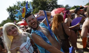 Bloco celebra diversidade e carnaval sem assédio no Rio de Janeiro