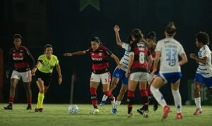 Flamengo e Cruzeiro empatam na abertura da 4ª rodada do BR Feminino