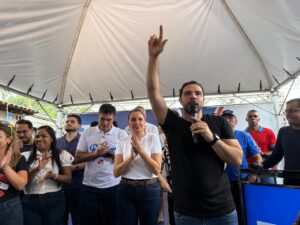 Prefeitura e Governo asfaltam 33 ruas em Icoaraci e beneficiam 1,6 mil