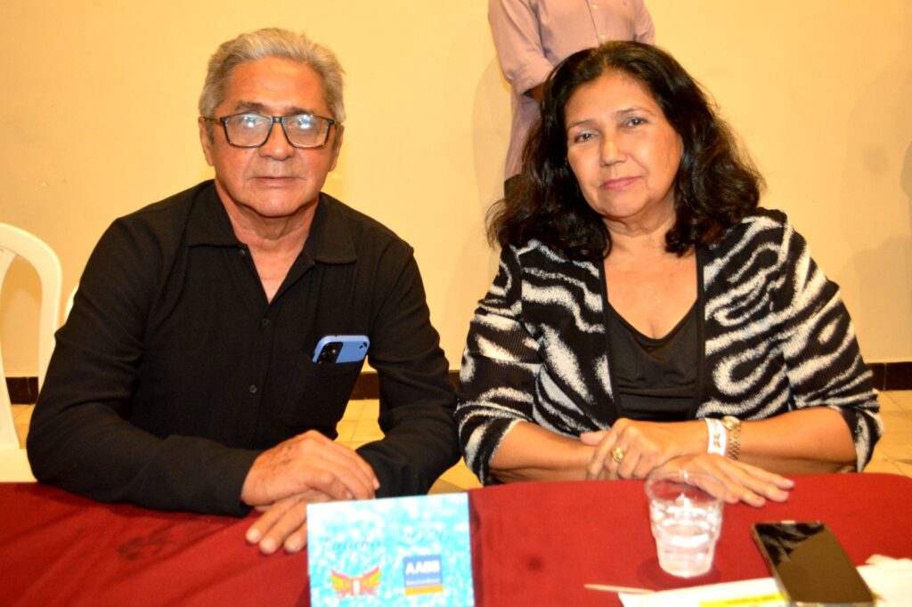 AABB promove domingo musical com Andrezinho e prepara festa de 98 anos do clube