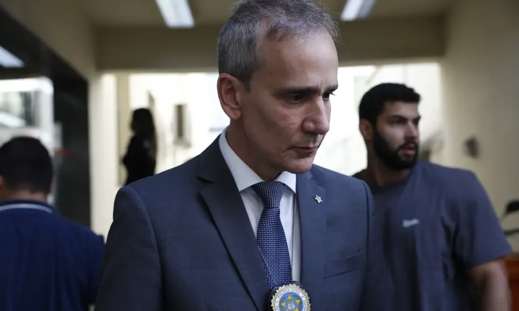 Polícia quer quebrar sigilo telefônico de réus por estupro coletivo