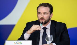 Proposta de subsídio ao diesel importado tem adesão de 25 estados