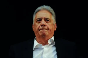 Justiça aceita interdição de FHC e nomeia filho como curador