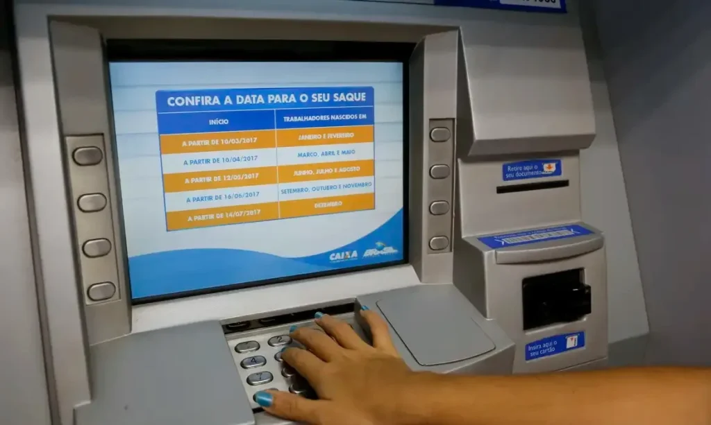 Justiça suspenderá todos os cartões de crédito e contas bancárias de quem tem essas dívidas