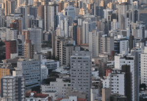 Isenção de IPTU para idosos: veja as regras e como solicitar o benefício