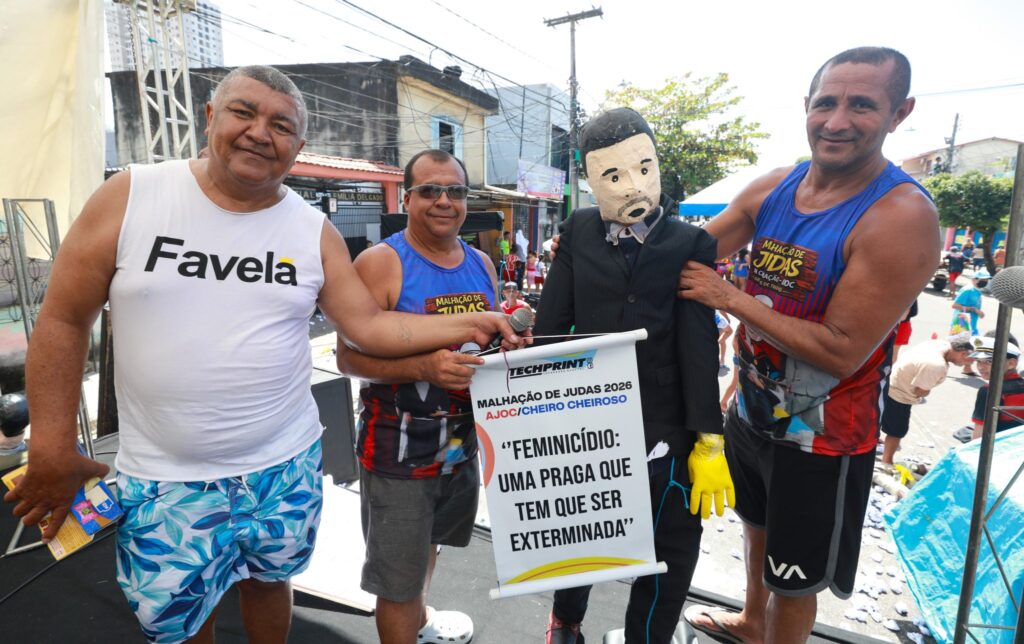 Malhação de Judas na Cremação destaca luta contra feminicídio