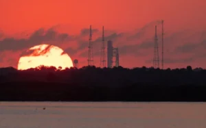 Artemis II não pousará na superfície da Lua, entenda motivo