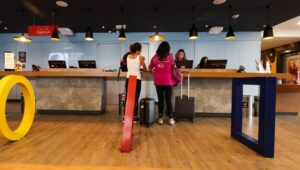 Hospedagens têm 20 dias para aderir à nova Ficha Nacional de Registro de Hóspedes Digital