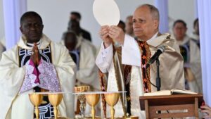 O Papa: redescobrir o caminho da vida e tornar-se construtor de paz e fraternidade