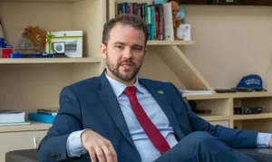 Desenrola 2 terá perdão de até 90% em dívidas, diz ministro