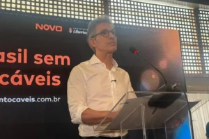 Zema diz que vai obrigar “marmanjão” do Bolsa Família a aceitar emprego