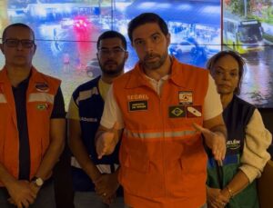 Vídeos: Belém entra em estado de emergência após chuvas intensas e mobiliza força-tarefa para atender população