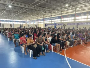Estado entrega mais de 1,3 mil óculos de grau a moradoras de Icoaraci e Outeiro