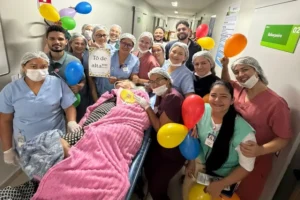 Hospital Santa Rosa transforma alta hospitalar em momento de celebração da vida