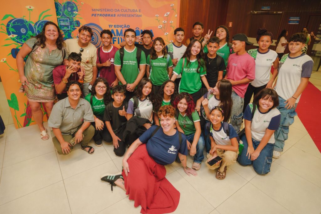 Escola Bosque recebe menção honrosa em festival de cinema