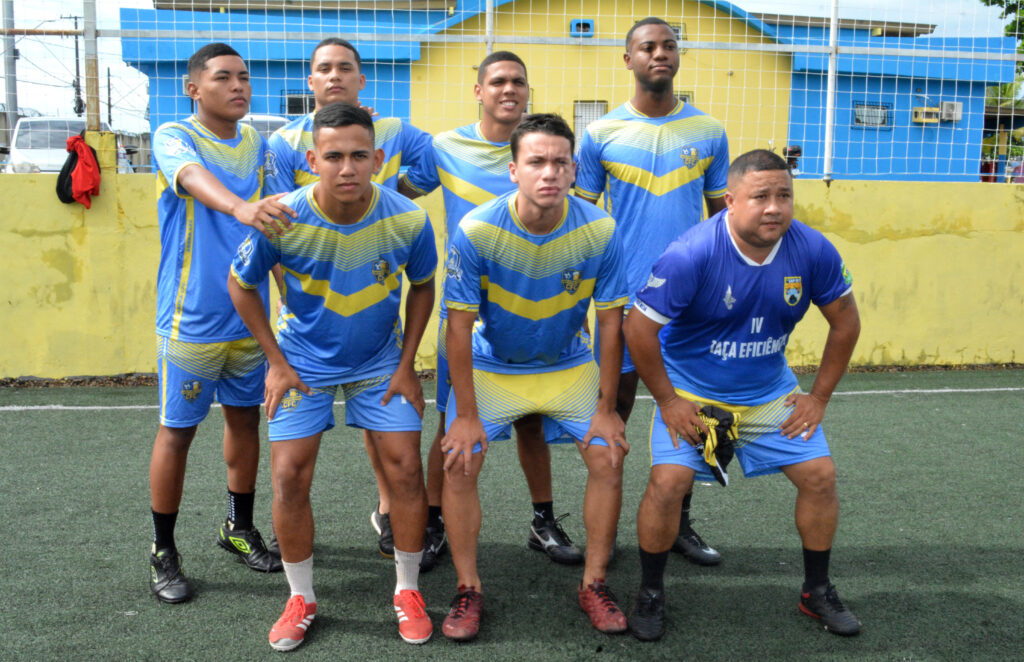 Com festa e bons jogos, Arsenal levanta taça na Arena Society do Casota