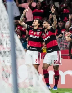 Libertadores: Flamengo vai às oitavas e Palmeiras vê liderança distante