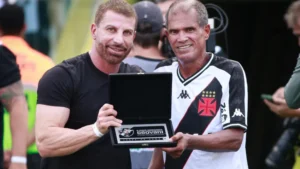 Morre Geovani Silva, o “Pequeno Príncipe”, aos 62 anos