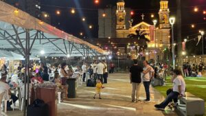 Shows gratuitos, lançamento do Cartaz do Círio 2026 e muito mais em meio à Quermesse Mariana
