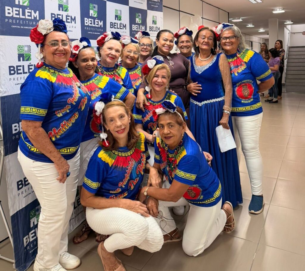 Casa do Idoso tem dia de música, dança e poesia pelo Dia das Mães