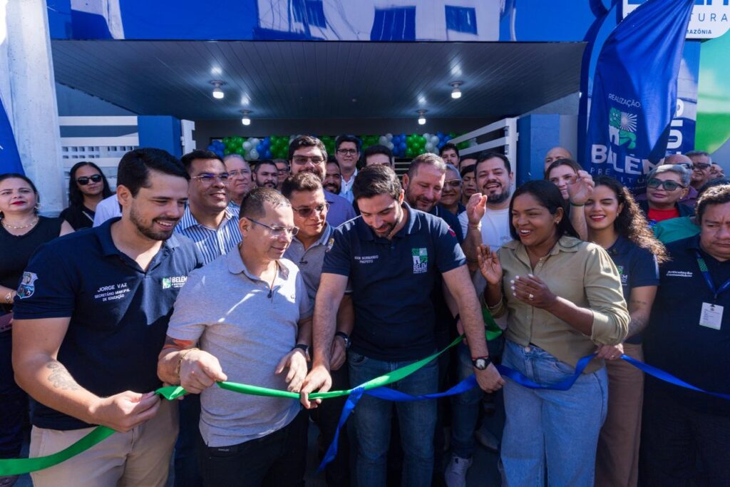 Escola Municipal Edson Luís é entregue reformada após anos de espera