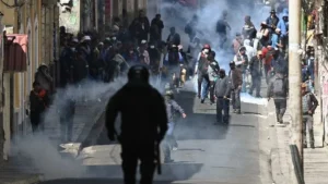 Itamaraty emite alerta para brasileiros na Bolívia em meio a protestos
