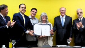 EIO AMBIENTE  Ministério do Turismo anuncia investimento de R$ 2,8 milhões para estruturar visitação pública em parque no interior do Pará
