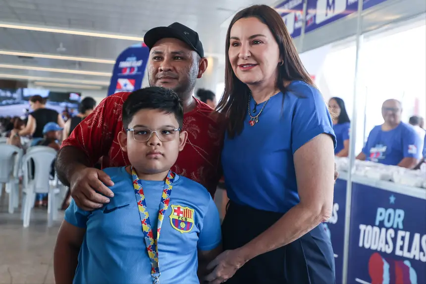 Programa “Por Todas Elas” entrega mais de 800 óculos a famílias atípicas em Belém 