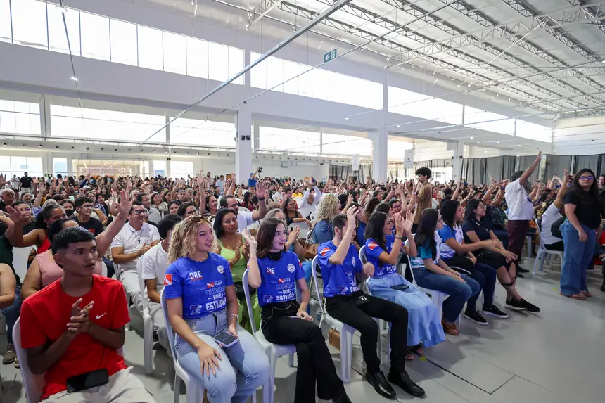 Governo do Pará leva Caravana da Educação a Santarém